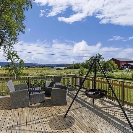 Northern Lights Escape Cozy Gibostad