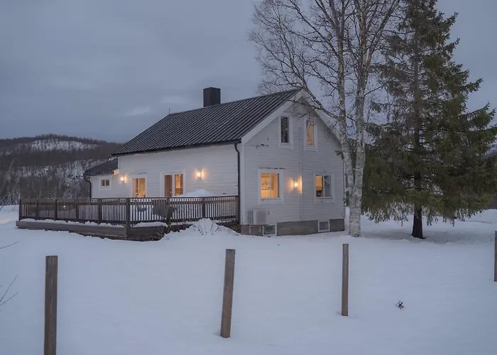 Northern Lights Escape Cozy Holiday home Gibostad