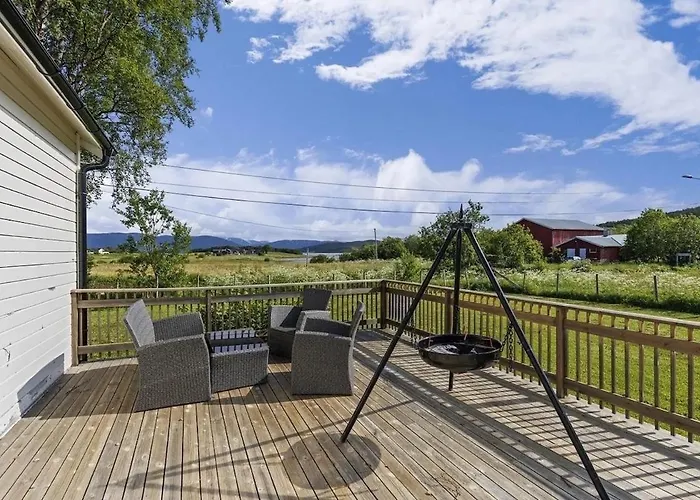 Northern Lights Escape Cozy Gibostad