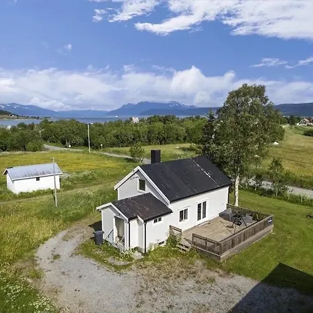 Feriehus Northern Lights Escape Cozy *